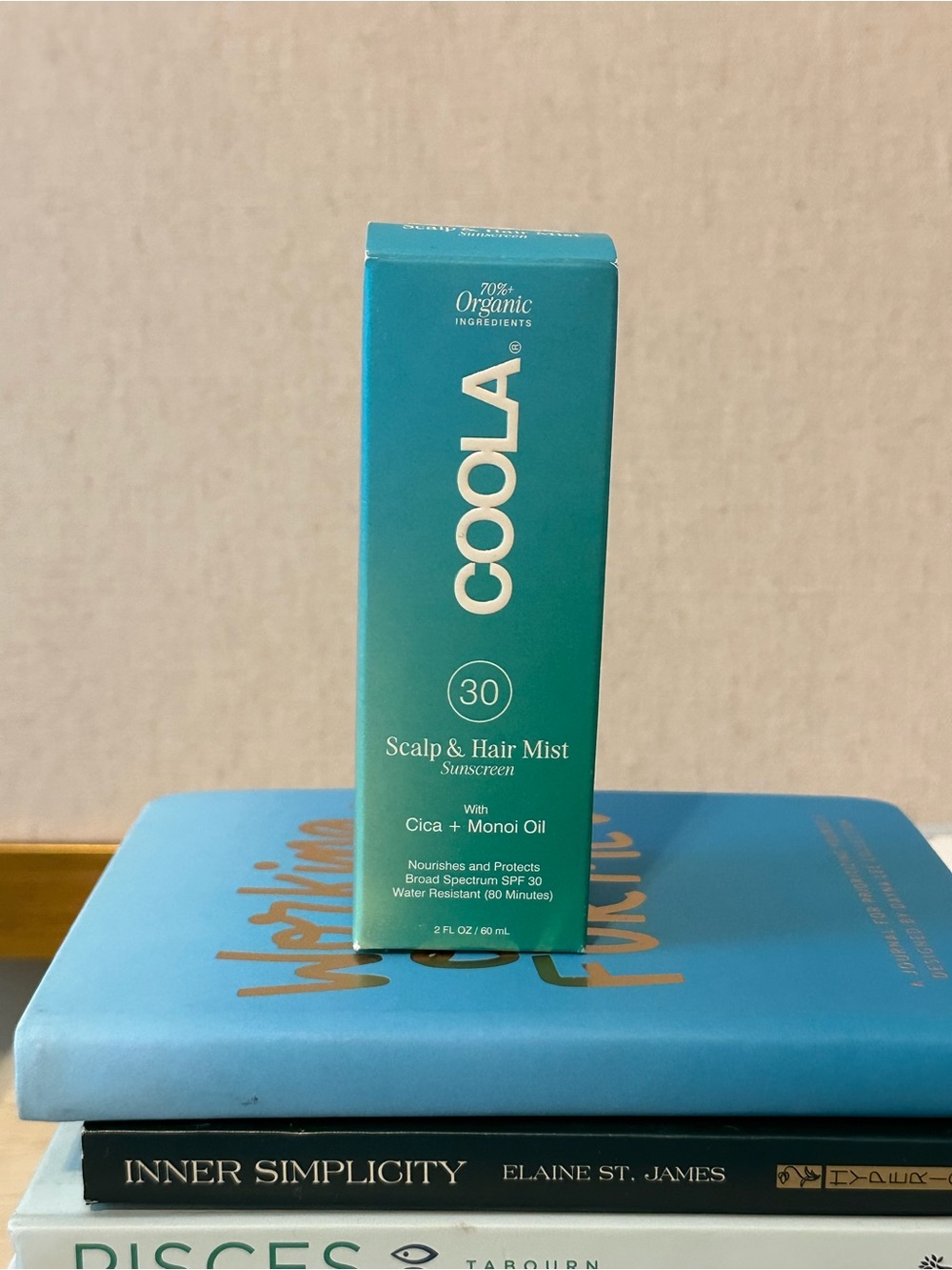 COOLA Scalp & Hair Mist SPF 30 - Aqua Teal